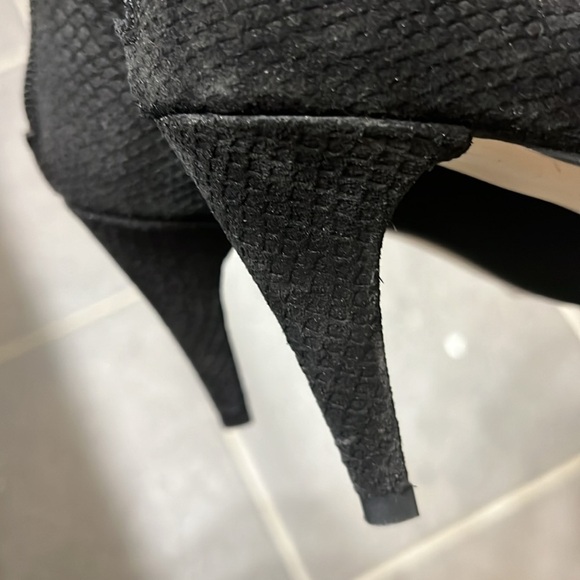 Free People Women’s Boots 8.5 Willa Pointed Toe Black Suede Kitten Heel Y2K - Picture 10 of 10